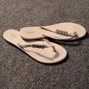 Rhinestone Bride Flip Floor. Size 5/6